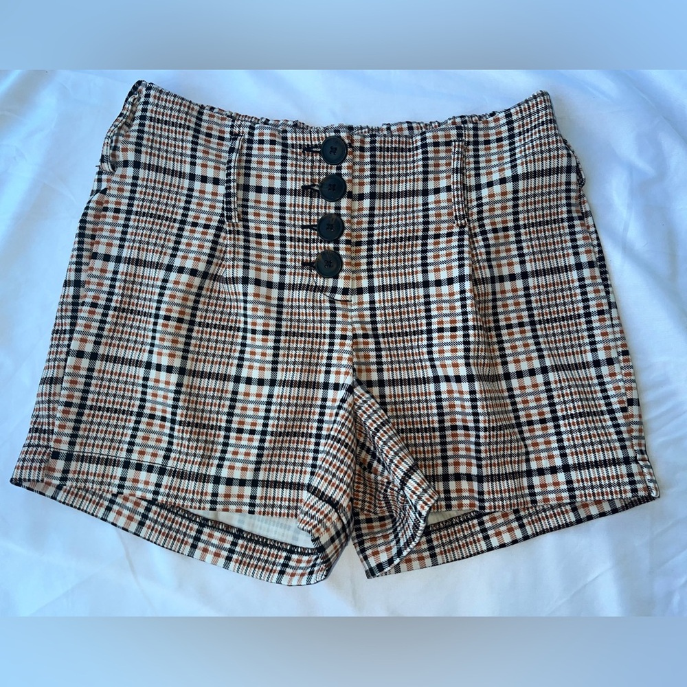 *SOLD* Like an Angel | Women’s Plaid Orange and Black Shorts | Size M